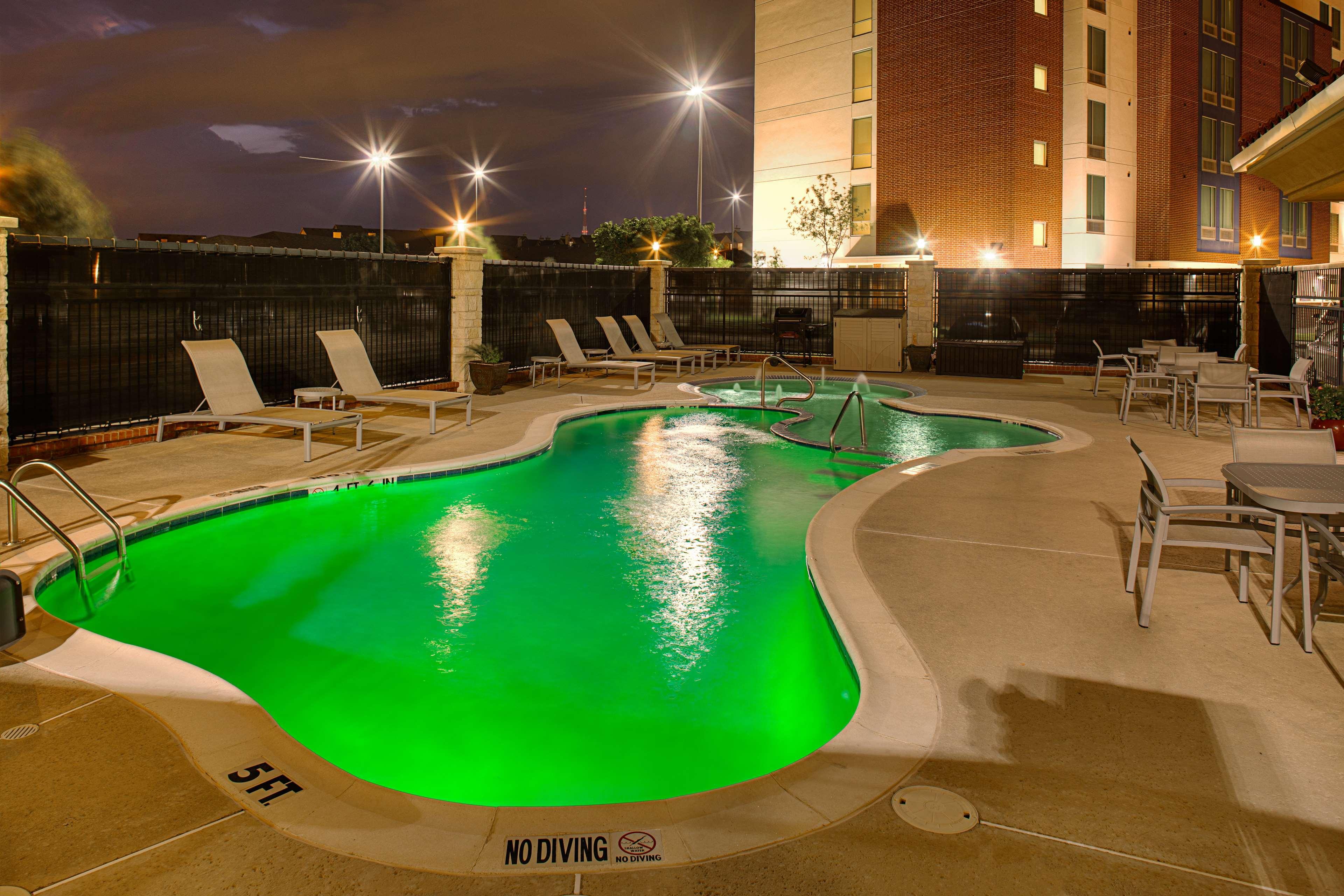 Hampton Inn And Suites Dallas/Lewisville-Vista Ridge Mall Экстерьер фото